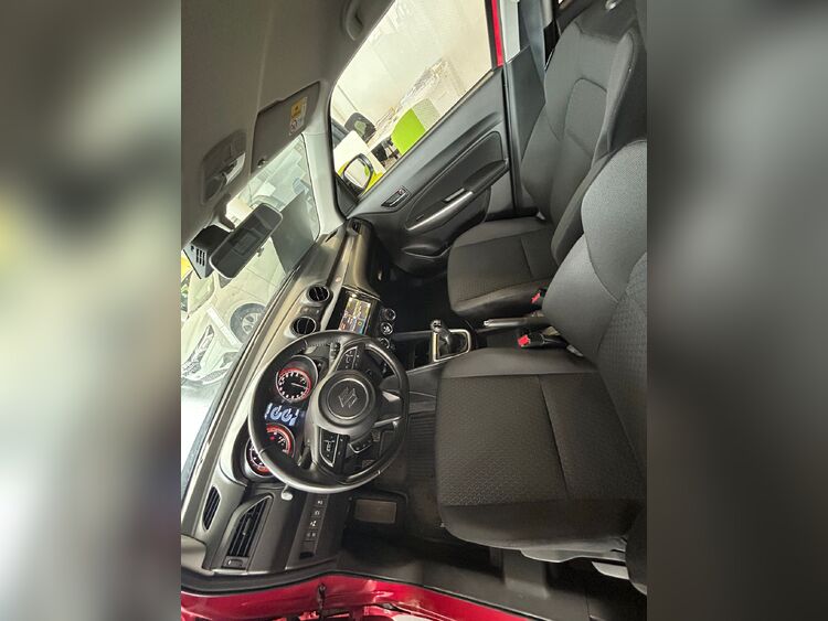 Suzuki Swift  foto 5